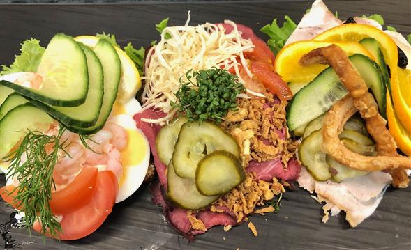 Smørrebrød 37,-